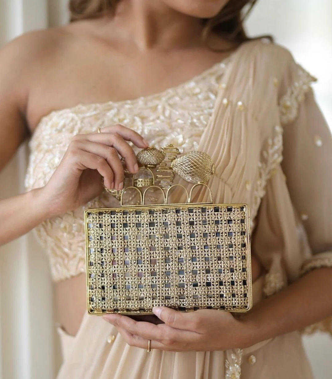 How to Choose the Perfect Clutch Bag for a Wedding Ultimate Guide Clutch It Handbags