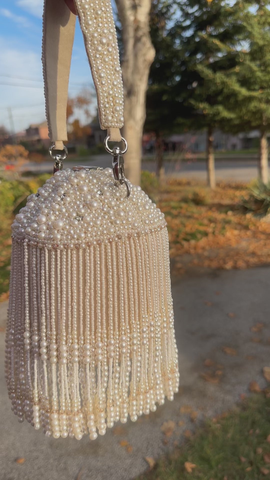 The GLAMOUR Bucket Bag