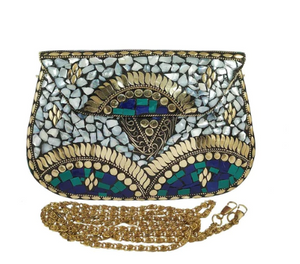 Timeless Elegance: Why Vintage Clutch Purses Never Go Out of Style