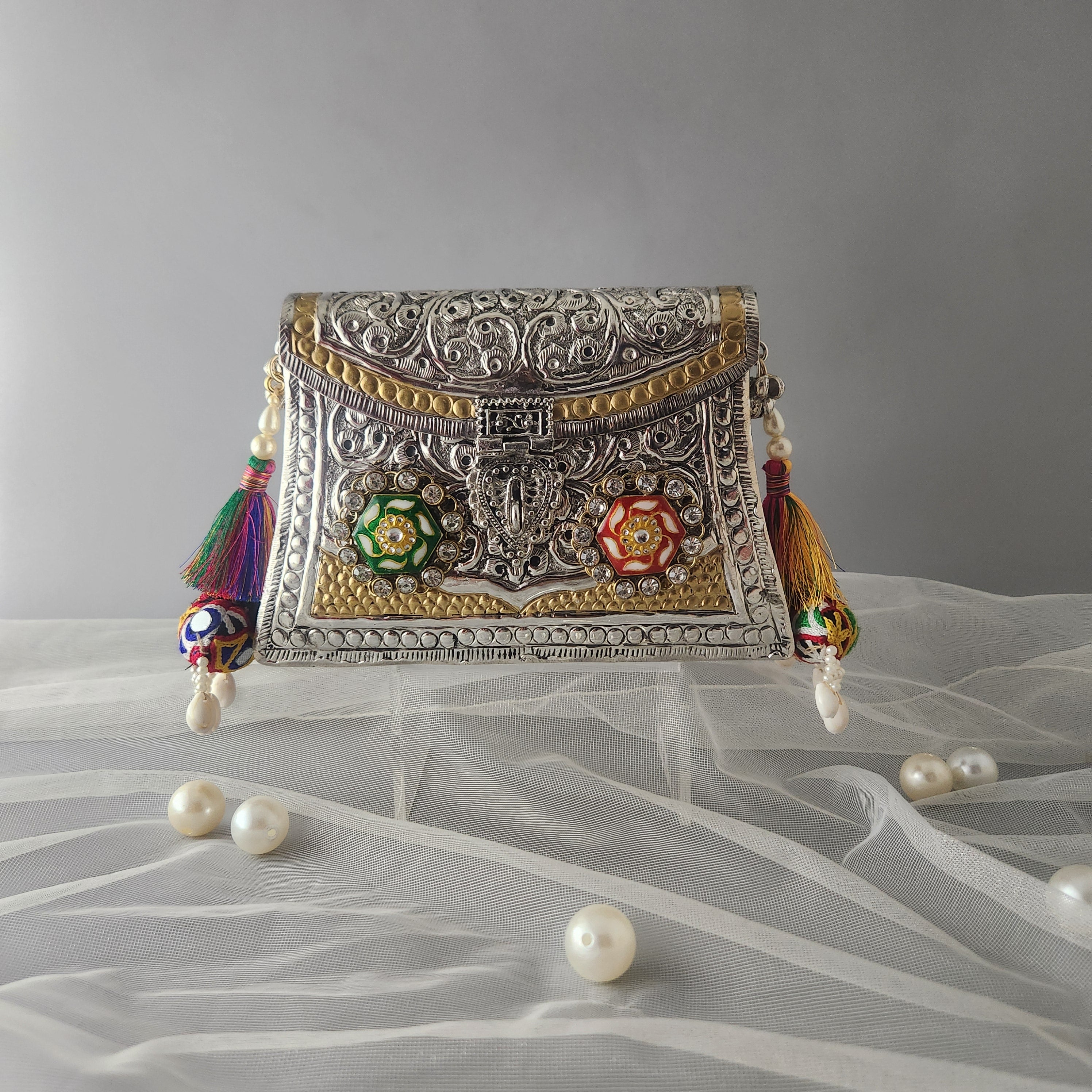 Regal Heirloom Metal Clutch
