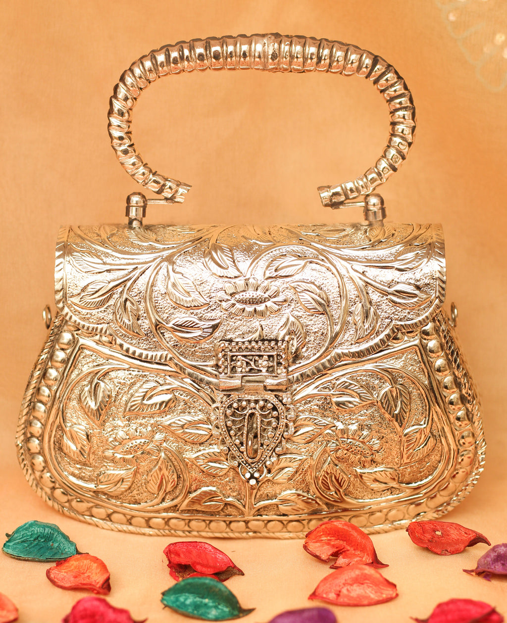 HOORVI Silver Clutch