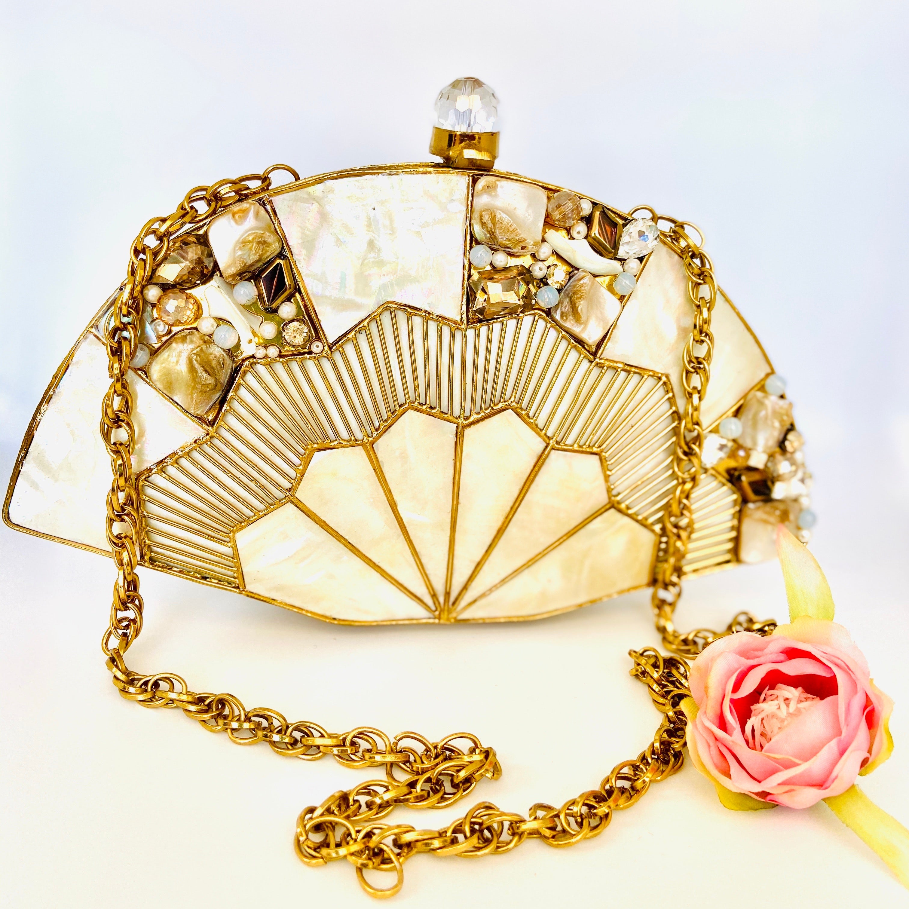 DAISY- Gold