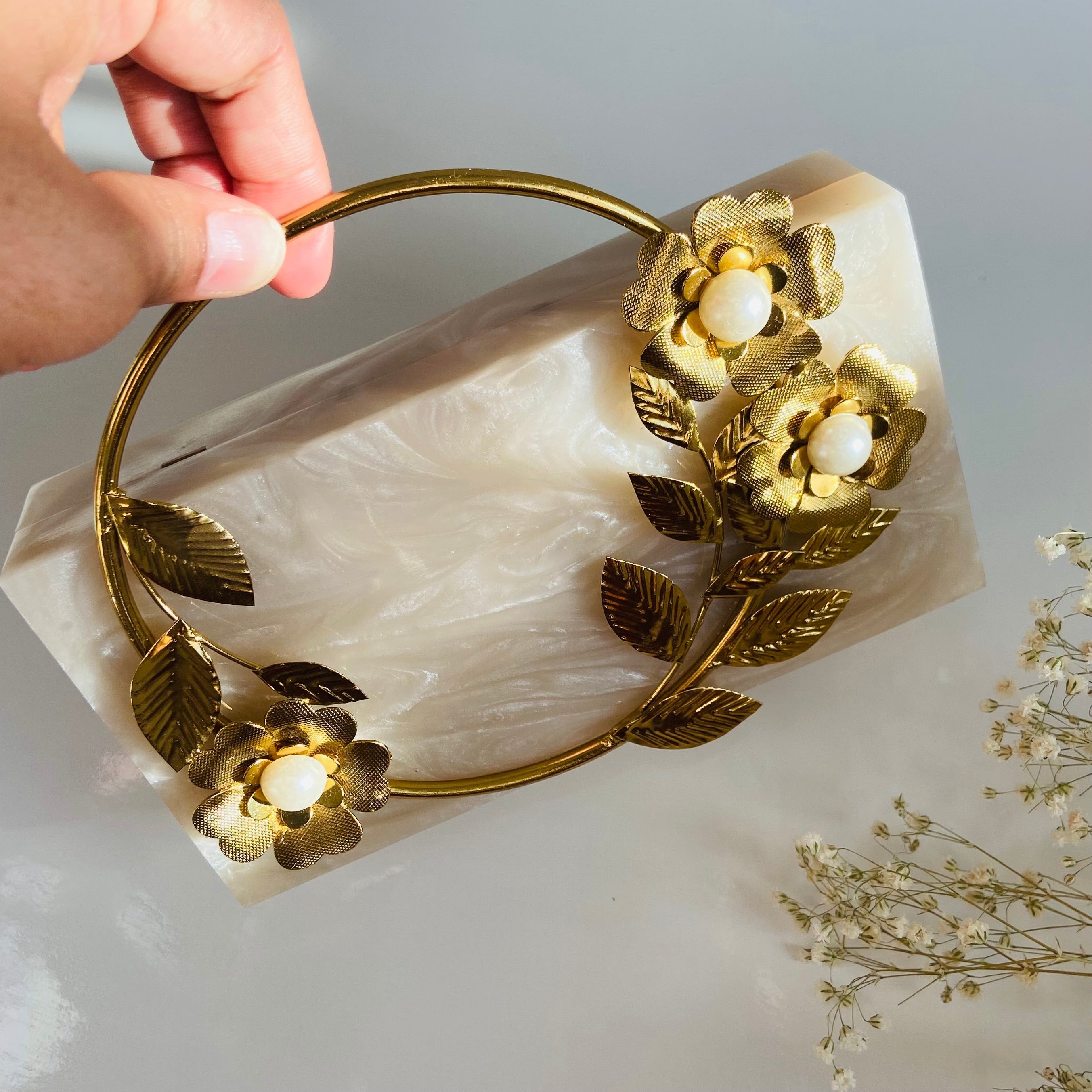 ALINA Clutch