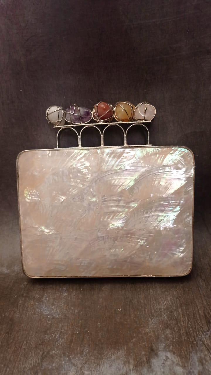 The MALAHA Clutch