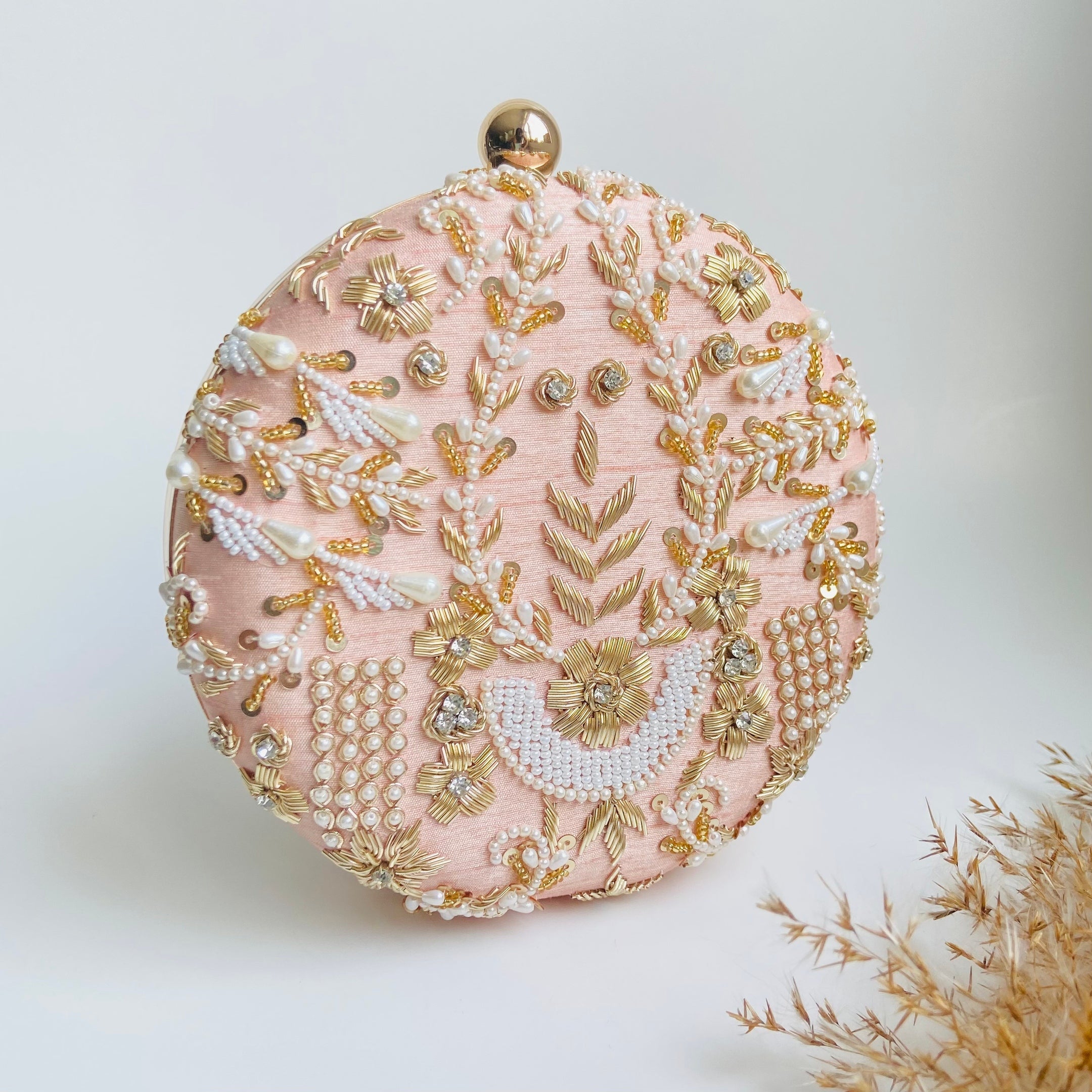 TOUBA Clutch