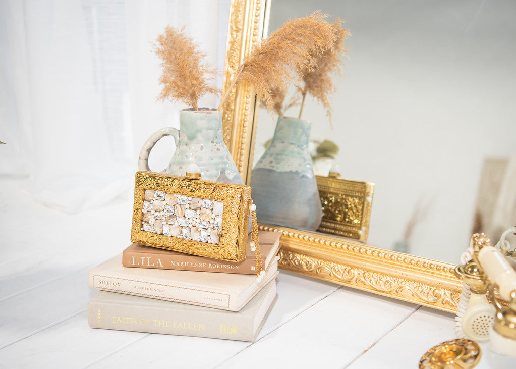 The AMARA Clutch